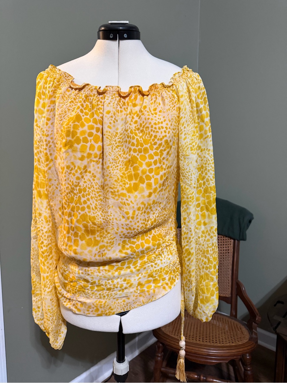 Ramy Brook 100% Silk Yellow Animal Print Off Shoulder Blouse Tassel Top Small